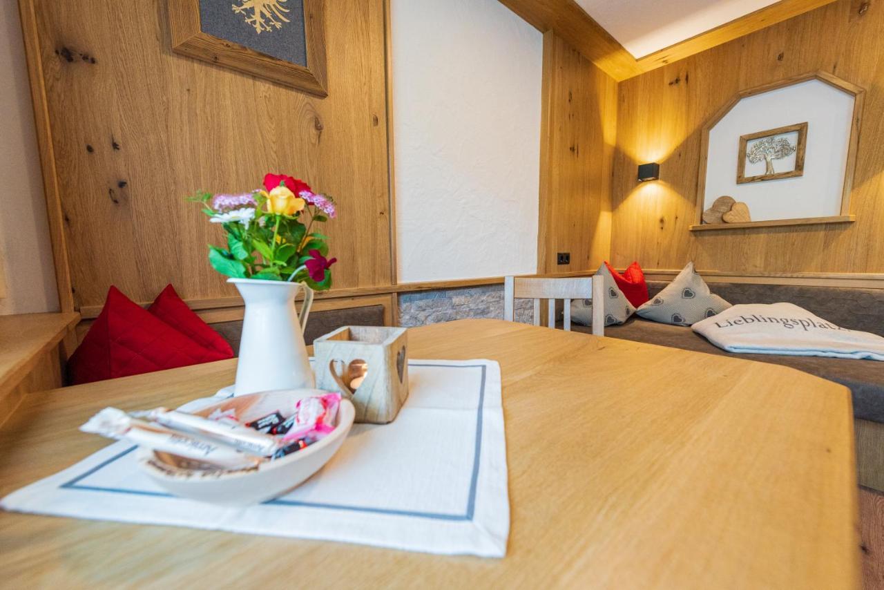 Haus Martina Apartment ทักซ์ ภายนอก รูปภาพ