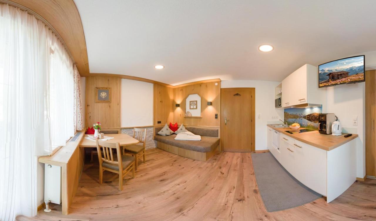 Haus Martina Apartment ทักซ์ ภายนอก รูปภาพ