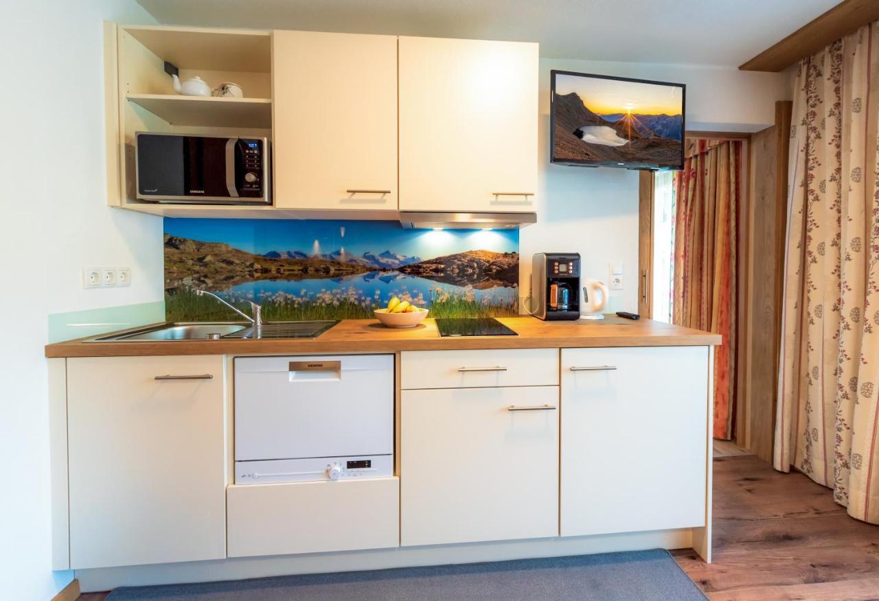 Haus Martina Apartment ทักซ์ ภายนอก รูปภาพ